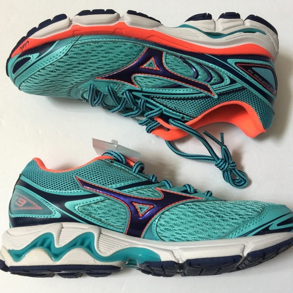 Mizuno Wave Inspire 13 Blue Running Shoes Sz 6.0 - Picture 2 of 8